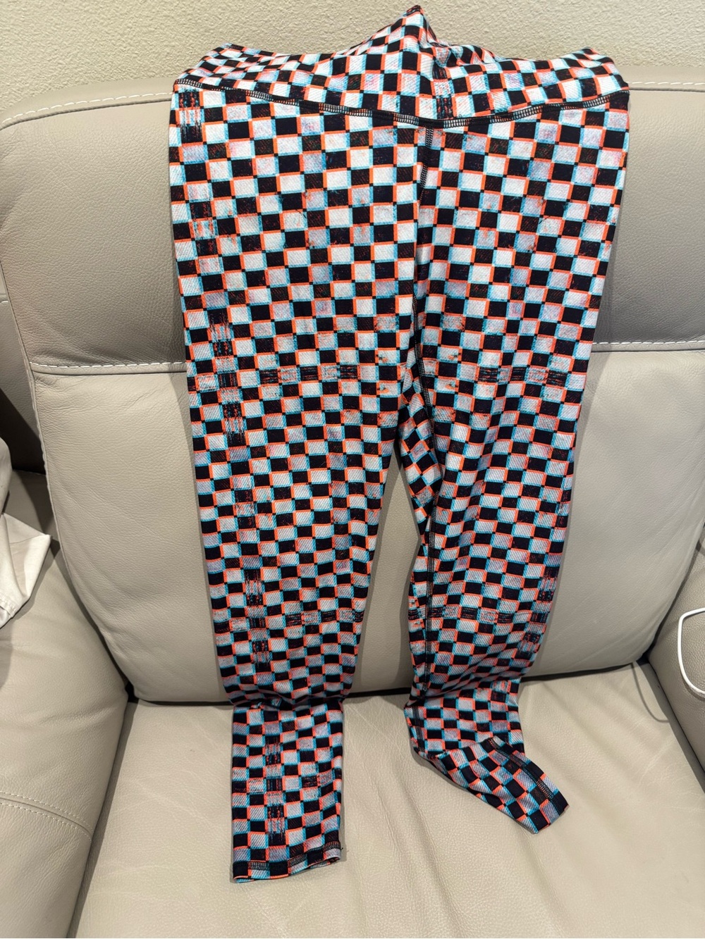 Niyama Sol Black, Light Blue & Coral Geometric Leggings